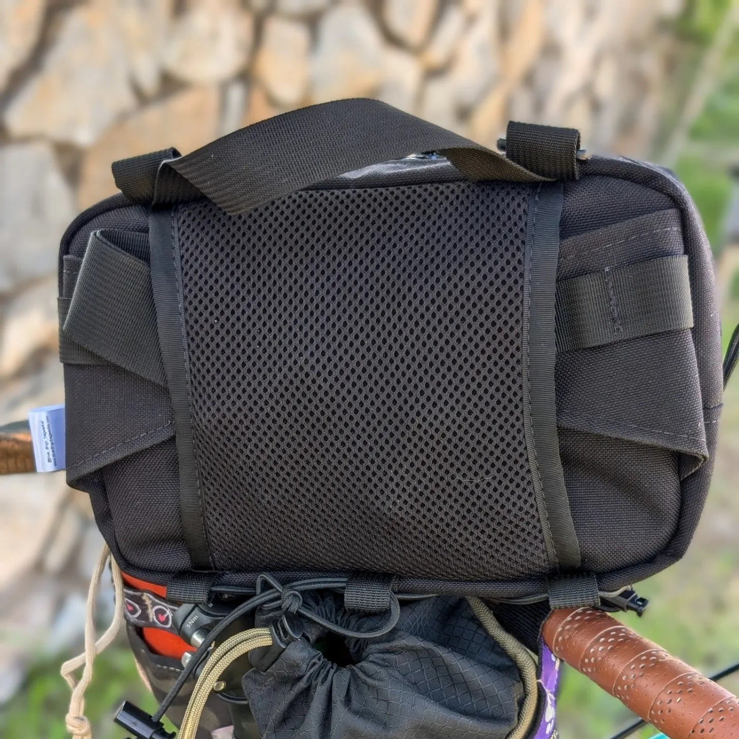 Venture Bar Bag